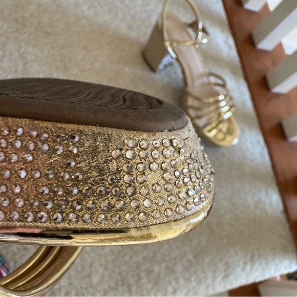 ✨🪩 Mix No 6 Gold Disco Platform Heels 🪩✨ - Picture 6 of 10